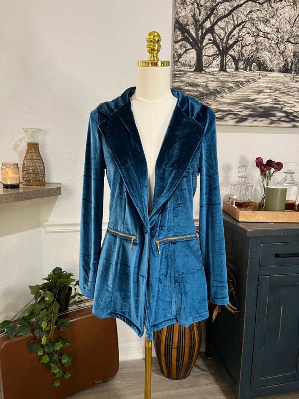 Women’s Teal Velvet Blazer with Hood and Zip Pockets Medium NWT